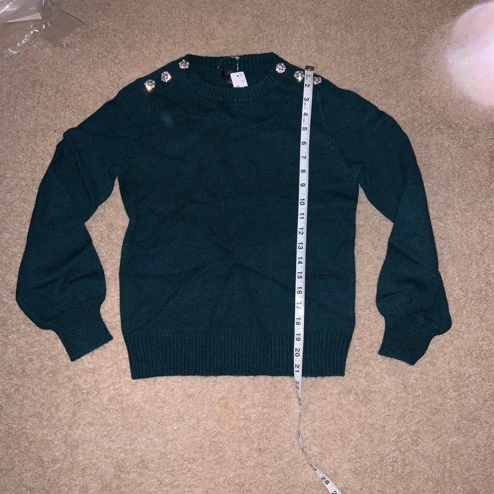 NWT JCREW JEWLED BUTTON PUFF SLEEVE Sweater XS